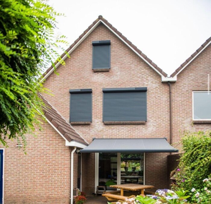 WhatsApp Image 2025-03-27 at 12.07.42 (1)